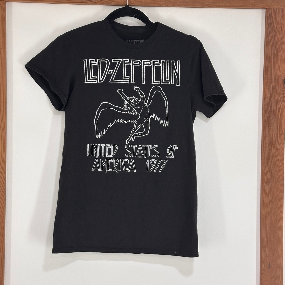 Led Zeppelin 1977 US Tour Graphic‎ T-Shirt Womens Small Black Icarus Rock Grunge